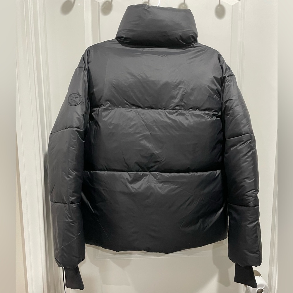 UGG Vickie Black Puffer Jacket Size XS - Picture 9 of 10